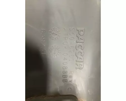 KENWORTH T680 Body Parts, Misc.