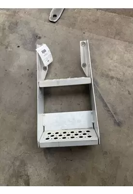 KENWORTH T680 Body Parts, Misc.