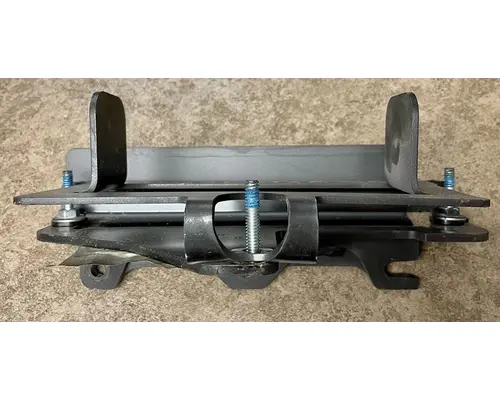 KENWORTH T680 Brackets, Misc.