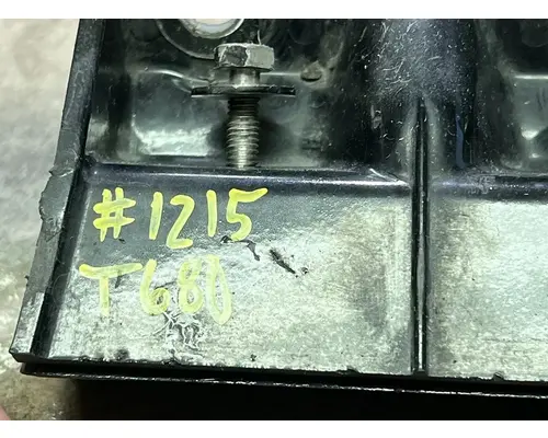 KENWORTH T680 Brackets, Misc.