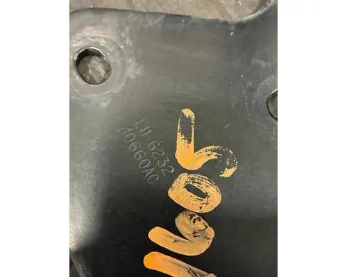 KENWORTH T680 Brackets, Misc.