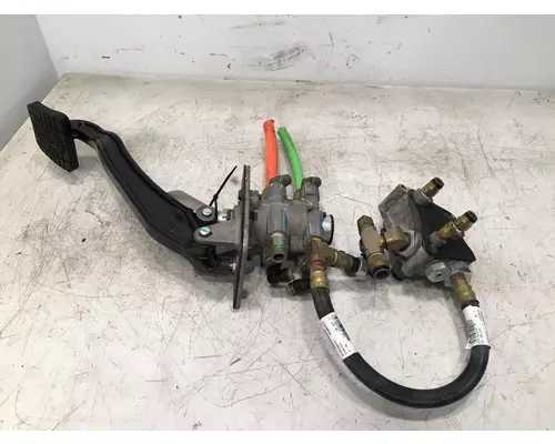 KENWORTH T680 Brake  Clutch Pedal Box