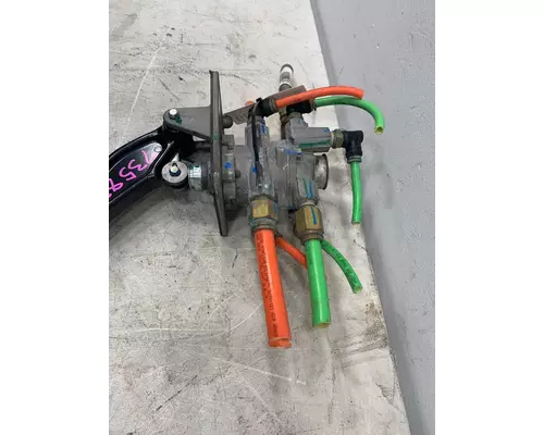 KENWORTH T680 Brake  Clutch Pedal Box