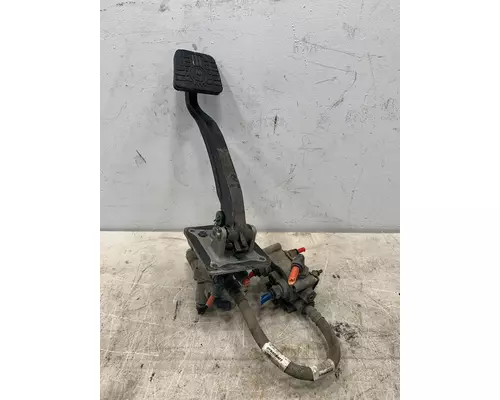KENWORTH T680 Brake  Clutch Pedal Box