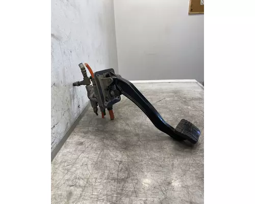 KENWORTH T680 Brake  Clutch Pedal Box