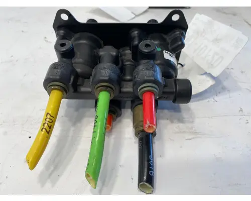 KENWORTH T680 Brake Proportioning Valve