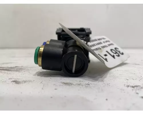 KENWORTH T680 Brake Proportioning Valve