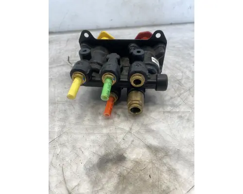 KENWORTH T680 Brake Proportioning Valve