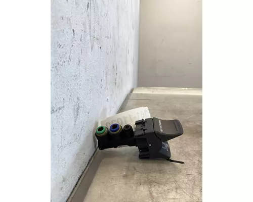 KENWORTH T680 Brake Proportioning Valve