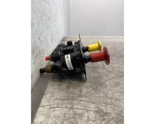 KENWORTH T680 Brake Proportioning Valve