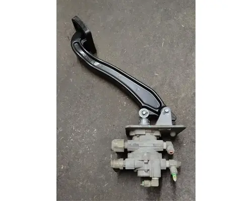 KENWORTH T680 BrakeClutch Pedal Box