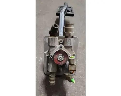 KENWORTH T680 BrakeClutch Pedal Box
