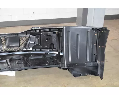 KENWORTH T680 Bumper Assembly, Front