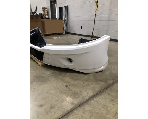 KENWORTH T680 Bumper Assembly, Front