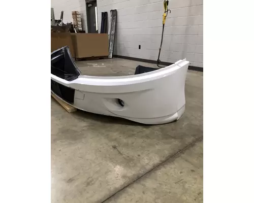KENWORTH T680 Bumper Assembly, Front