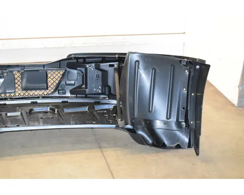 KENWORTH T680 Bumper Assembly, Front