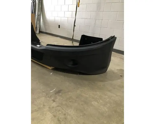 KENWORTH T680 Bumper Assembly, Front