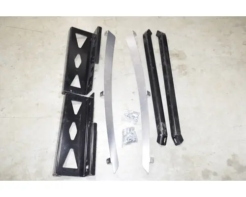 KENWORTH T680 Bumper Assembly, Front