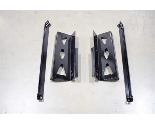 KENWORTH T680 Bumper Assembly, Front