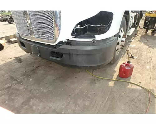 KENWORTH T680 Bumper Assembly, Front
