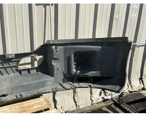 KENWORTH T680 Bumper Assembly, Front