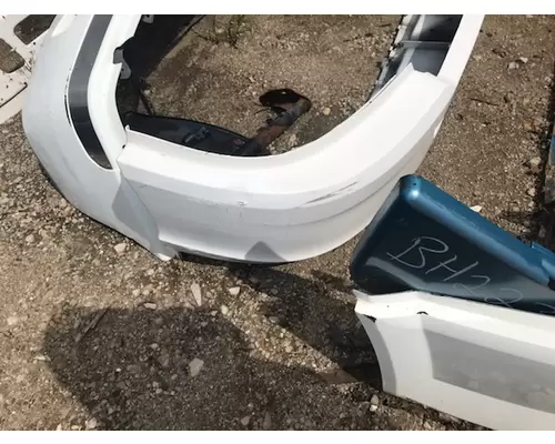 KENWORTH T680 Bumper Assembly, Rear