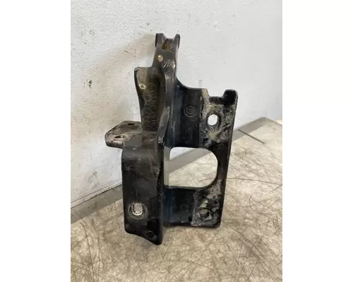 KENWORTH T680 Bumper Bracket, Front