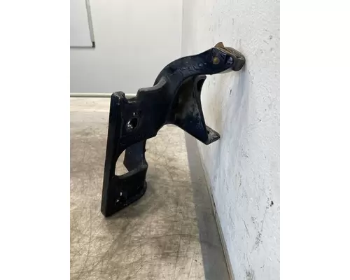KENWORTH T680 Bumper Bracket, Front