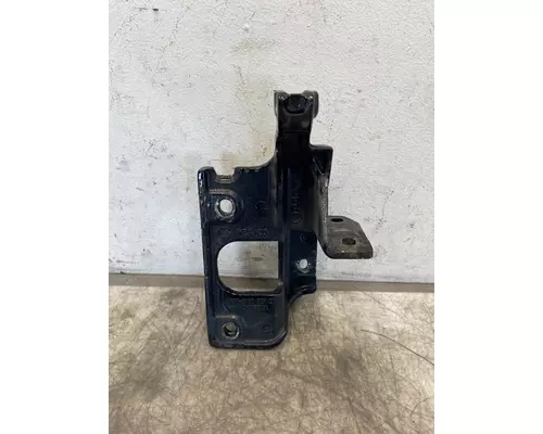 KENWORTH T680 Bumper Bracket, Front