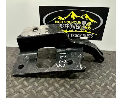 KENWORTH T680 Bumper Bracket, Front