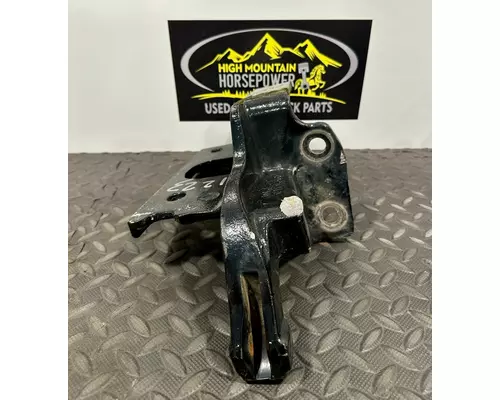 KENWORTH T680 Bumper Bracket, Front