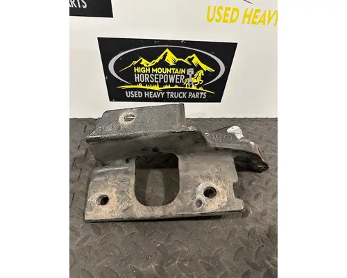 KENWORTH T680 Bumper Bracket, Front