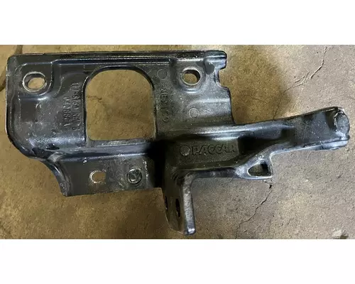 KENWORTH T680 Bumper Bracket, Front