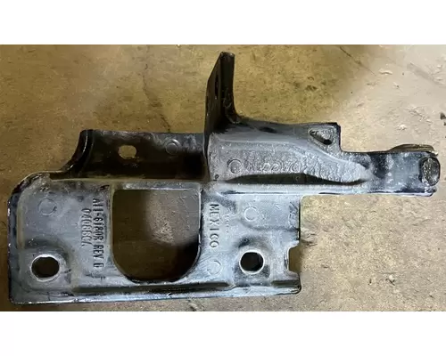 KENWORTH T680 Bumper Bracket, Front