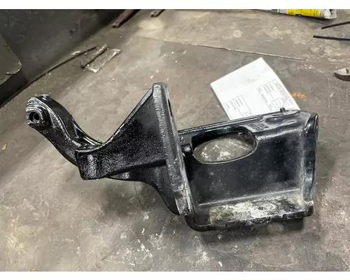 KENWORTH T680 Bumper Bracket, Front