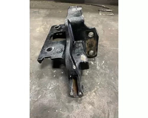 KENWORTH T680 Bumper Bracket, Front