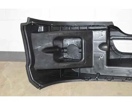 KENWORTH T680 Bumper End Cap