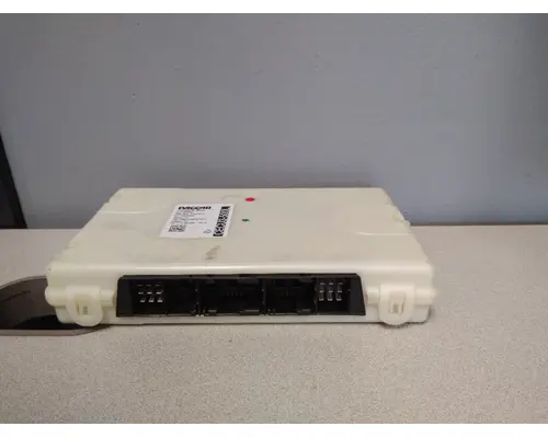 KENWORTH T680 CAB CONTROL UNIT MODULE