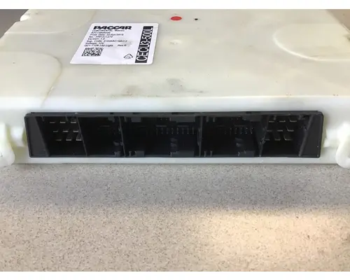 KENWORTH T680 CAB CONTROL UNIT MODULE
