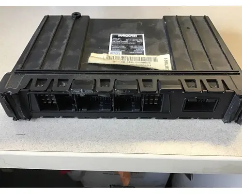 KENWORTH T680 CAB CONTROL UNIT MODULE