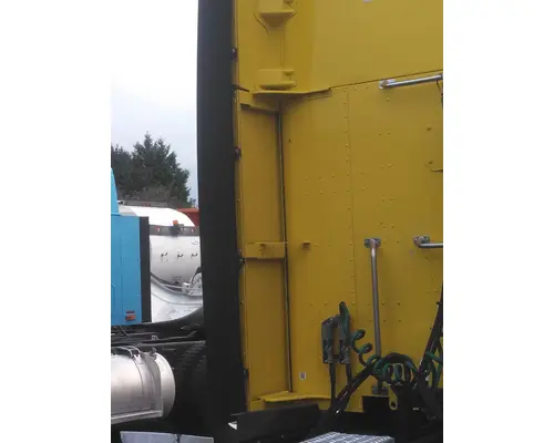 KENWORTH T680 CAB EXTENSION