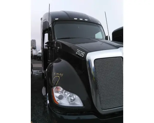 KENWORTH T680 CAB EXTENSION