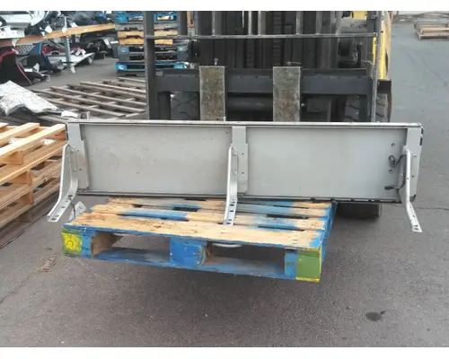 KENWORTH T680 CAB EXTENSION