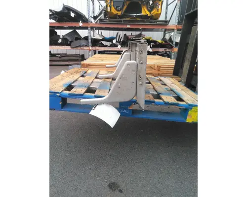 KENWORTH T680 CAB EXTENSION