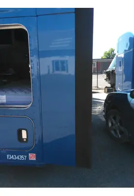KENWORTH T680 CAB EXTENSION