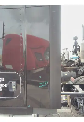 KENWORTH T680 CAB EXTENSION