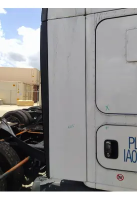 KENWORTH T680 CAB EXTENSION