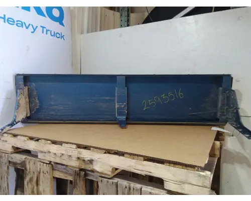 KENWORTH T680 CAB EXTENSION