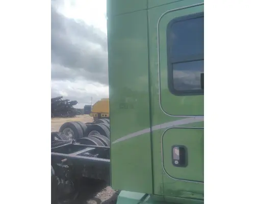 KENWORTH T680 CAB EXTENSION