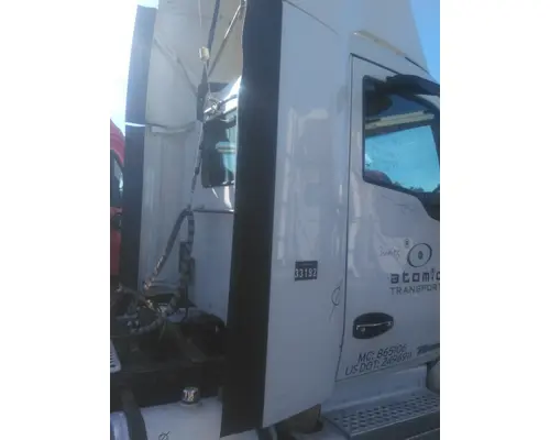 KENWORTH T680 CAB EXTENSION